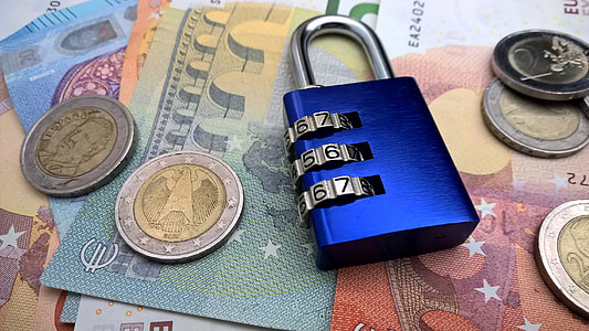 padlock on banknotes thumbnail