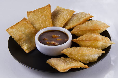 fried chips with dip on plate thumbnail
