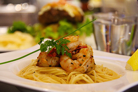 shallow focus photography of food dish thumbnail