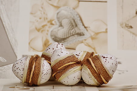 white eggs thumbnail
