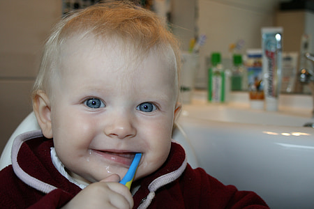 toddler brushing his teeth thumbnail