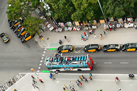 cars on road thumbnail