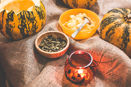 Preparing and Carving Halloween Pumpkins thumbnail
