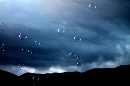 bubbles selective focus photography thumbnail