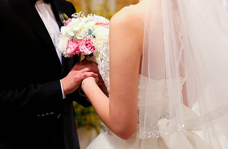 man and woman wedding thumbnail