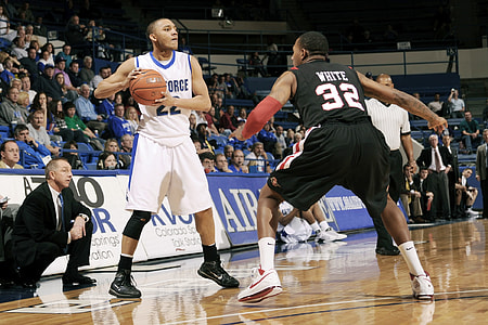 basketball player blocking shot thumbnail