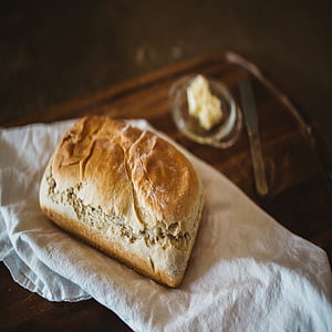bread on textile thumbnail