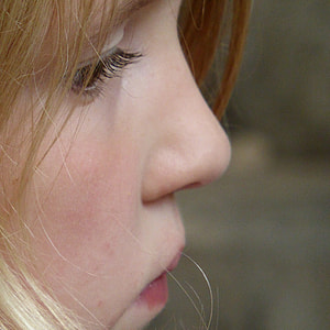 woman face thumbnail