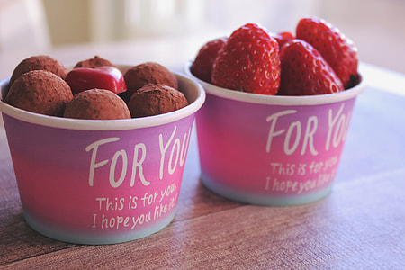 strawberries on cup thumbnail