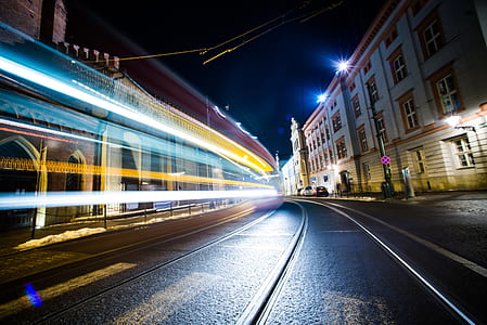 road time lapse photography thumbnail