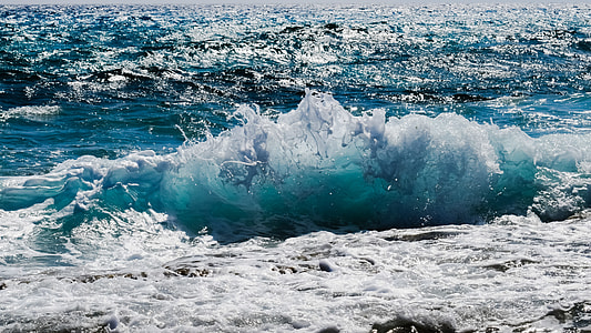 sea waves during daytime thumbnail