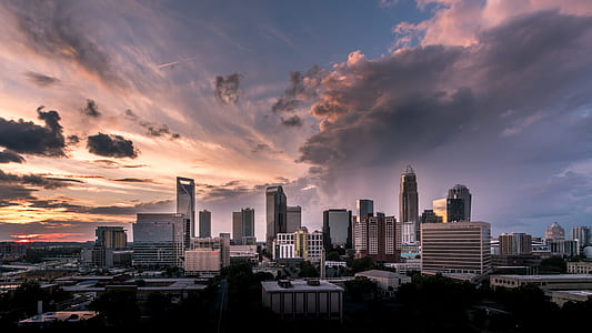 landmark photography of high-rise building thumbnail
