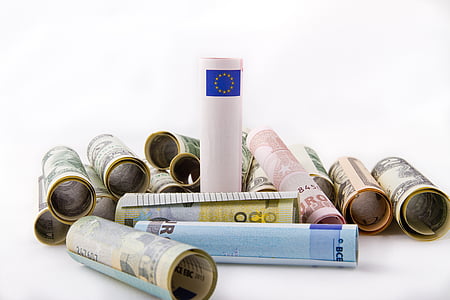 rolled banknotes thumbnail
