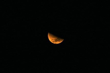 half moon thumbnail