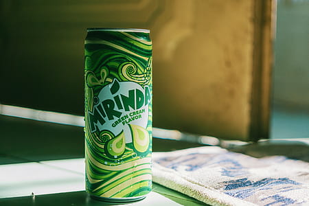 Close-up Photography of Soda Can thumbnail