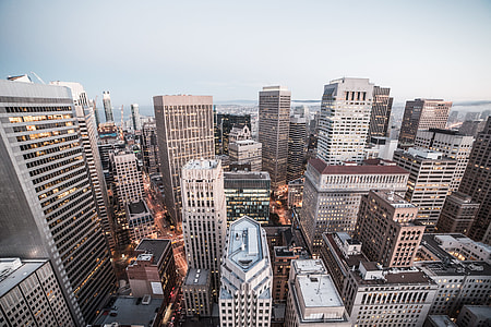 Big City Skyscrapers and Buildings in The Evening thumbnail