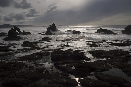 rock formation during daytime thumbnail