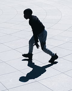 boy in gray pants thumbnail
