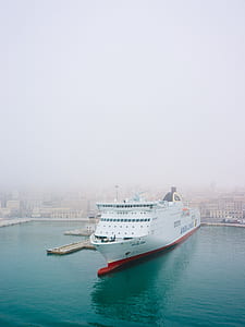 docked cruise ship thumbnail