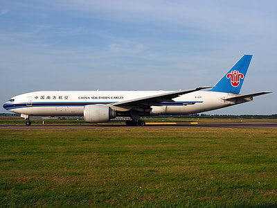 China Southern Airlines, Boeing 777 thumbnail