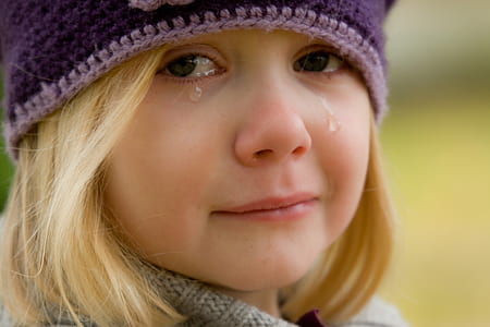 woman is crying thumbnail