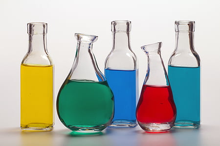 clear glass bottles thumbnail