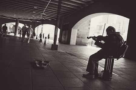 man playing violin thumbnail