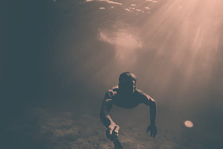 Underwater Selfie thumbnail