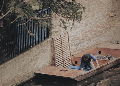 man at boat thumbnail