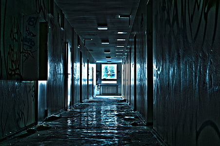 photo of hallway with doors thumbnail