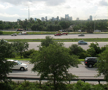 Interstate 95 passing through Fort Lauderdale in Florida thumbnail