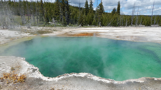 Yellowstone Lake thumbnail
