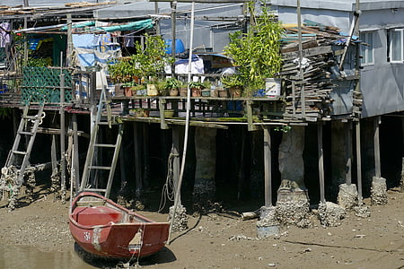 red boat near ladder thumbnail