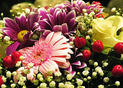 bouquet of pink and purple petaled flowers thumbnail