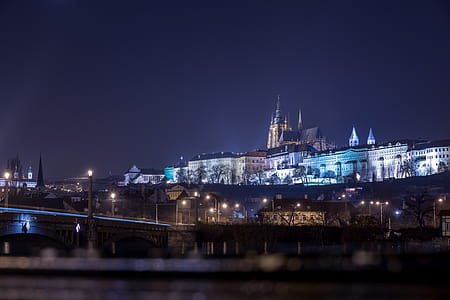Historical city of Prague at night thumbnail
