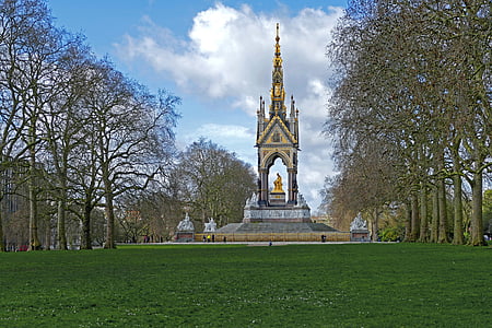 statue surrounded by trees thumbnail
