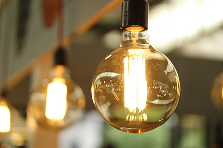 photo of LED light bulb thumbnail