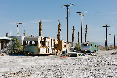 brown camper trailer thumbnail
