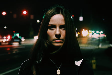 portrait photography of woman thumbnail
