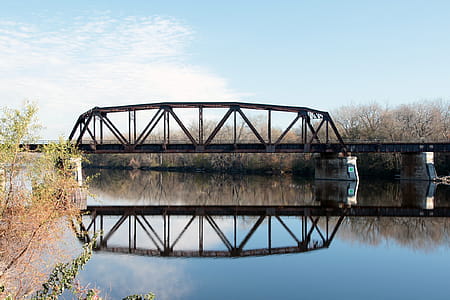 Delaware and Hudson railway bridge crossing the Mohawk River in Glenville, New York. thumbnail