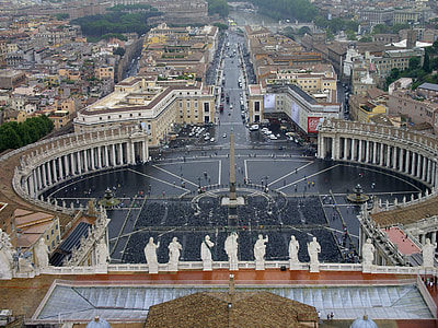 St Peter'S Square, St Peter'S Basilica thumbnail