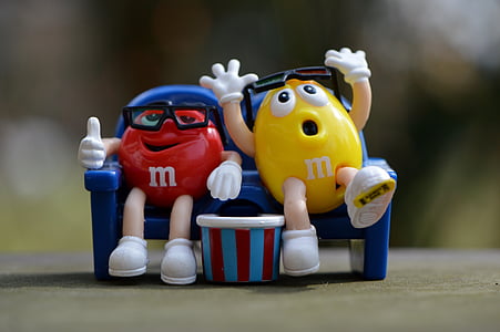 M&M figure thumbnail