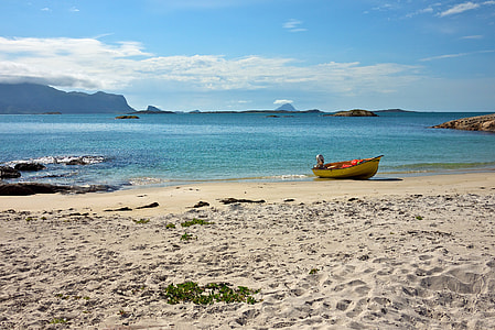 boat on seashore thumbnail