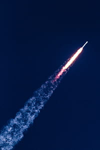 SpaceX Falcon Rocket going to earth atmosphere thumbnail