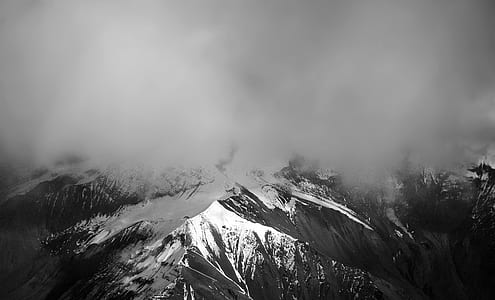 Snow Covered Mountain With Mist thumbnail