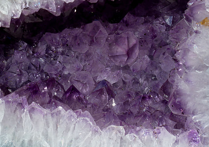 purple and white geode thumbnail