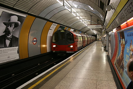 red train subway thumbnail