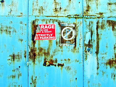 teal wall thumbnail