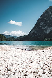 landscape photography of sea thumbnail