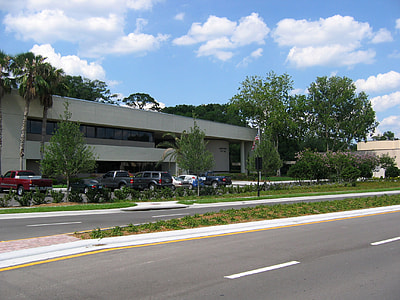 Casselberry City Hall in Florida thumbnail